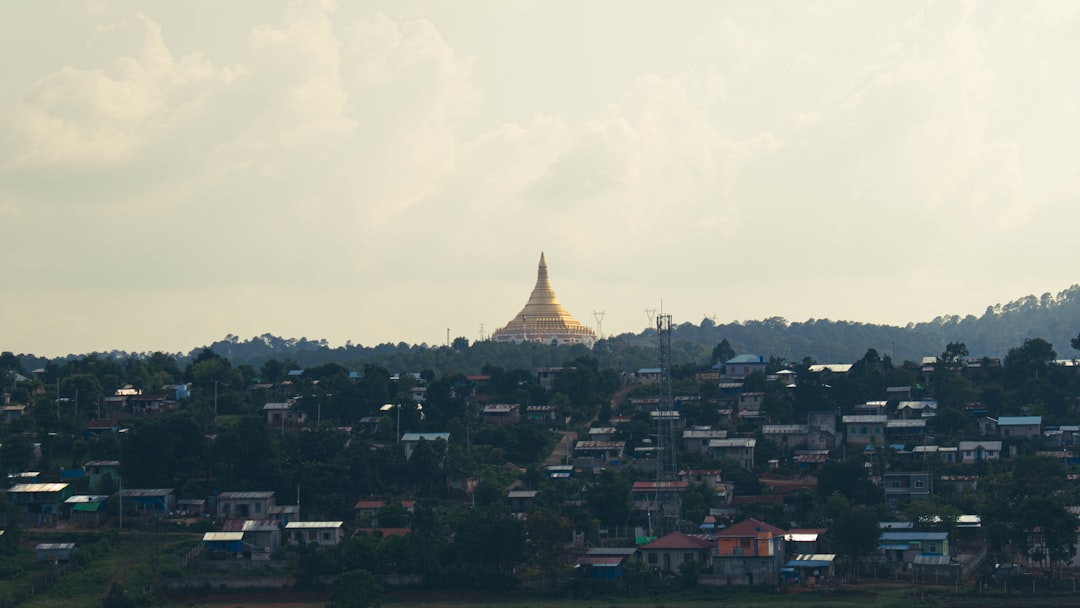 Myanmar Fraud Ring Used 500+ Fake Sites to Target U.S. Victims