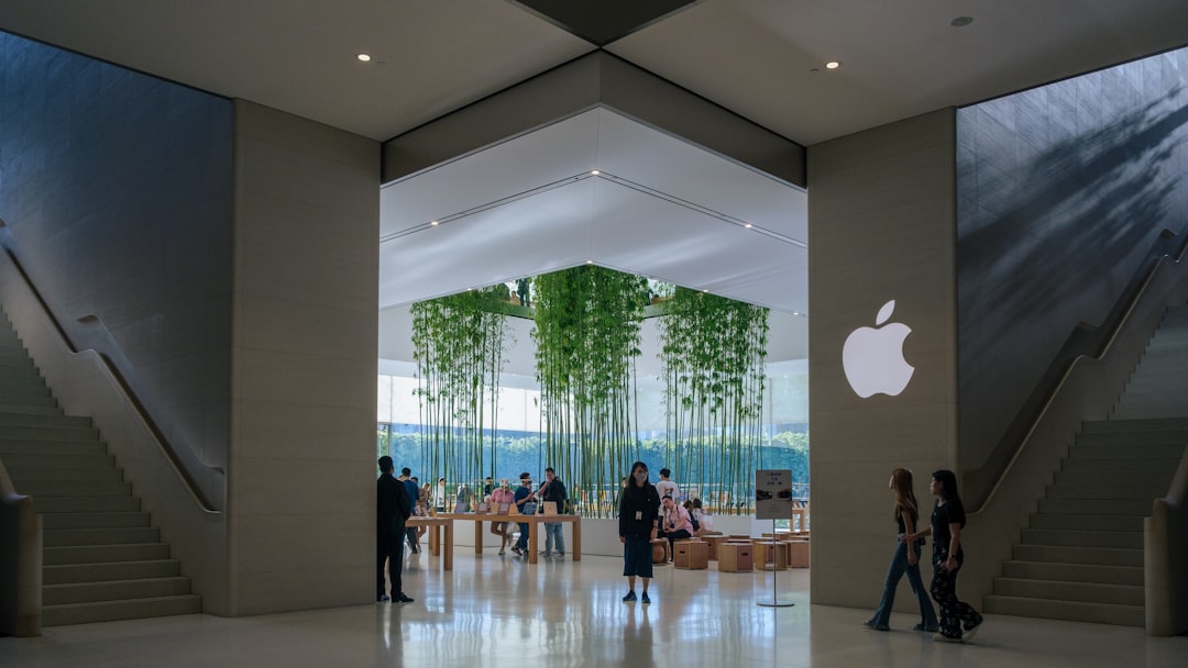 Apple's $111.2B Quarter Defies Market Gravity