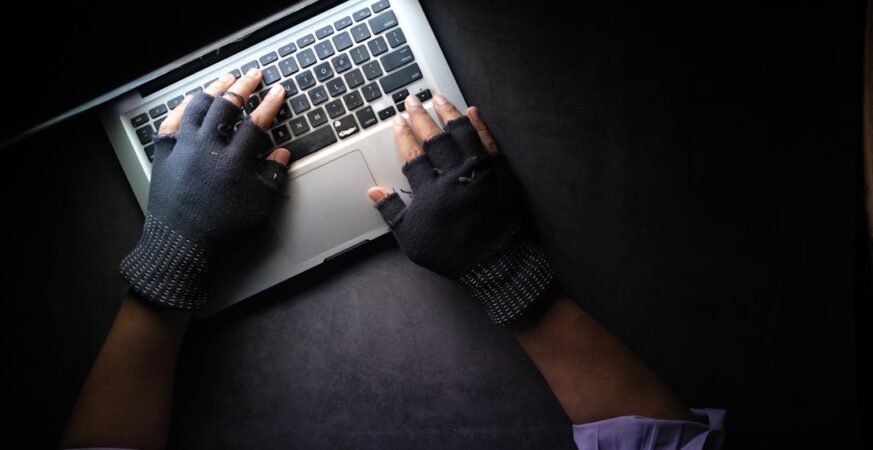 AI Cuts Cyberattack Time-to-Exploit to Hours