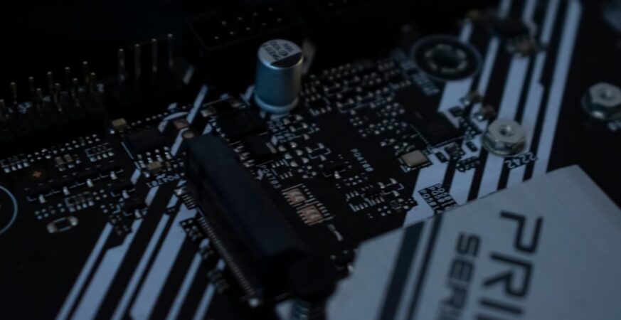 AMD's Lisa Su Doubles Forecast Amid Strong Earnings