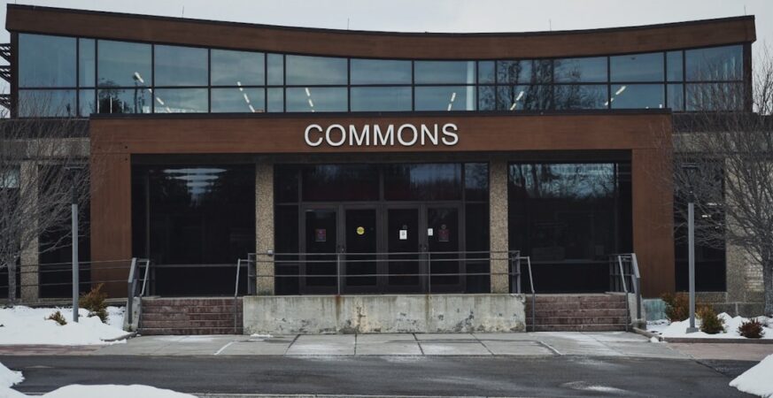Corning's Hidden AI Infrastructure Deals