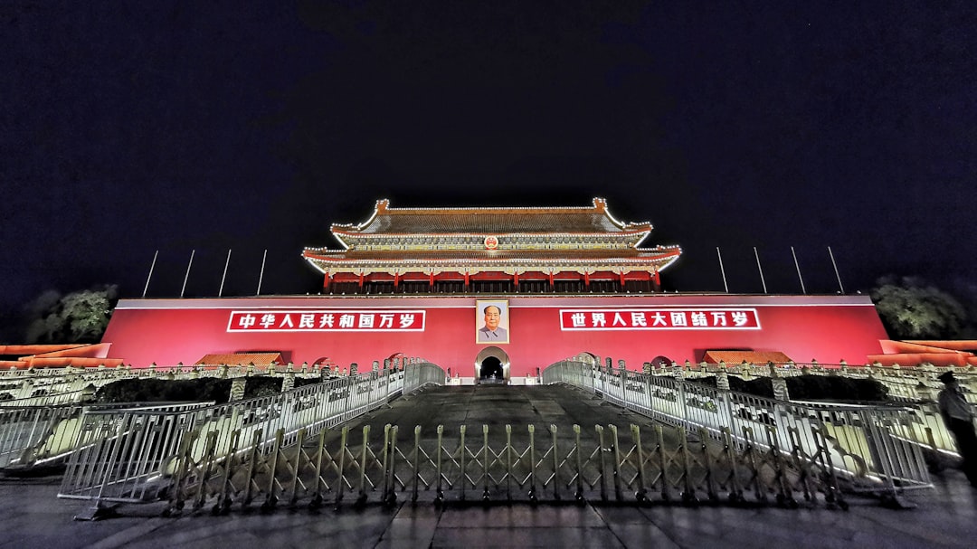 AI Investors Look to China: Beijing Lab's $20B Boost
