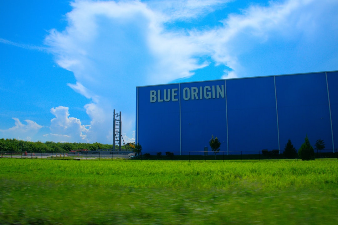 NASA Trains with Blue Origin's Crew Moon Lander