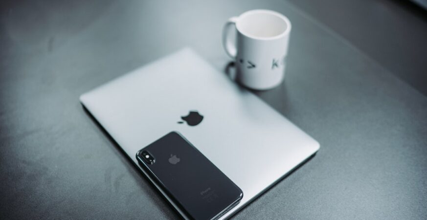 Apple Gear Hijacking Exposes Supply Chain Risks