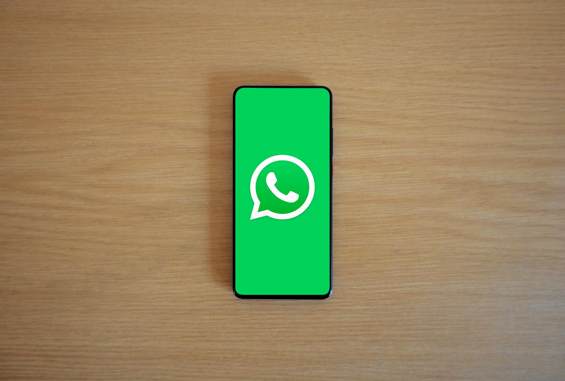 WhatsApp Adds Document Uploads to Meta AI on iOS