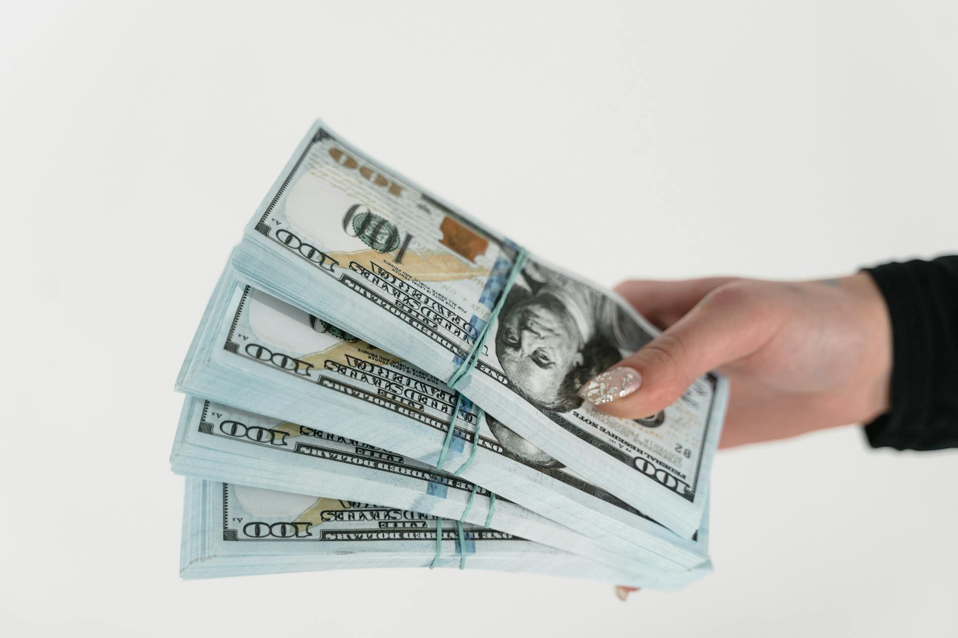 Mach Industries Valuation Jumps to $1.8B on $300M Funding