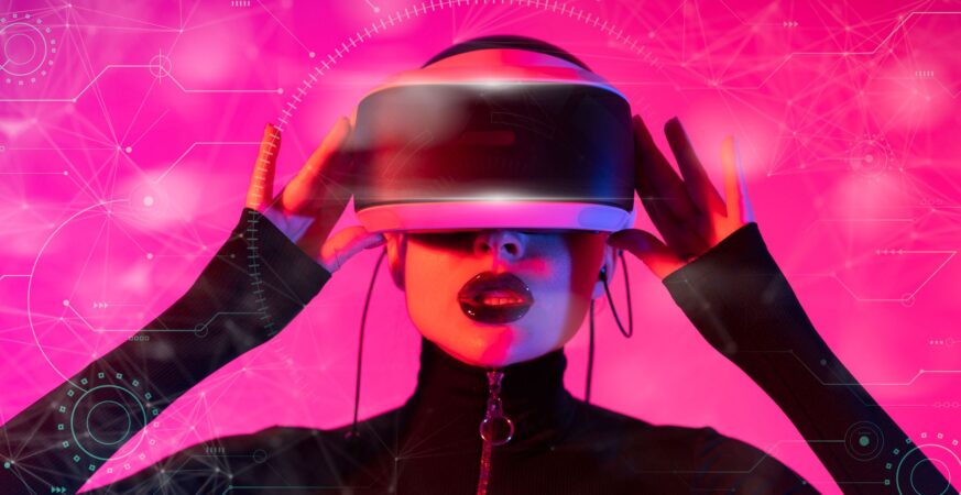 Girly Cyberdeck Trend Pushes Back on Big Tech