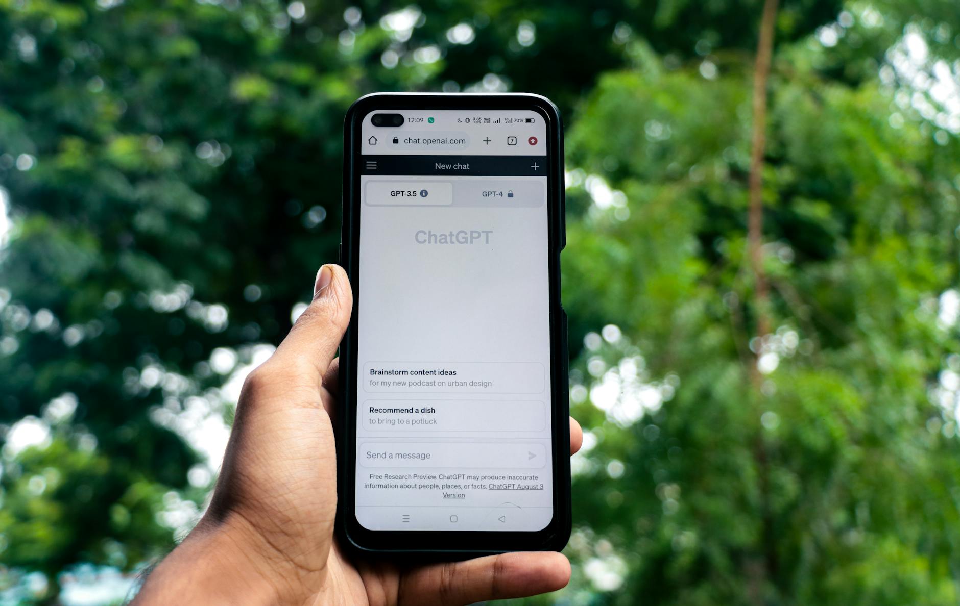 Cut Politeness from AI Prompts to Slash Energy Use