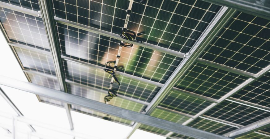 Nairobi Entrepreneurs Show Off-Grid Solar Pays Off
