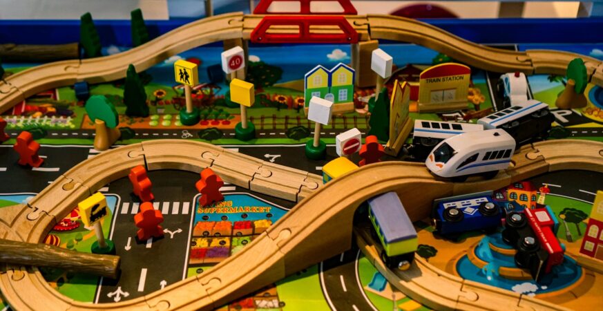 AI Toy Apps Track Kids: Privacy Risks Unveiled