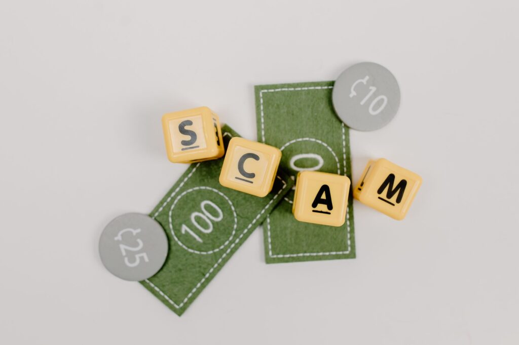 Phia AI App Accused of Affiliate Fraud via Fake Clicks